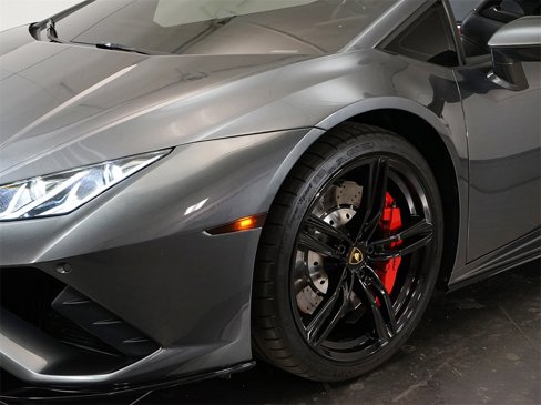Used 2022 Lamborghini Huracan EVO image 6