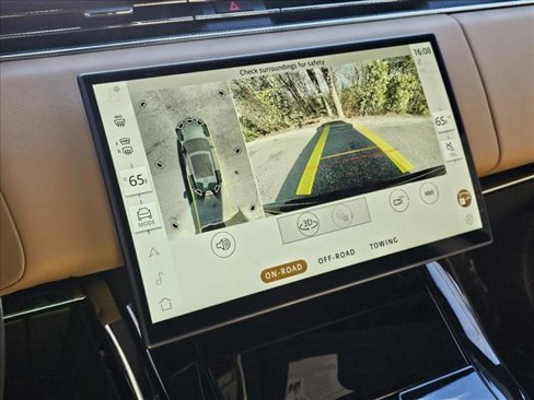 New 2025 Land Rover Range Rover Sport Dynamic SE image 14