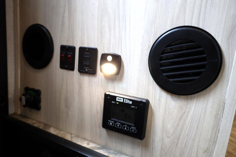Used 2022 Ford E-450 and Econoline 450 Super Duty w/ Motorhome Prep Package image 53