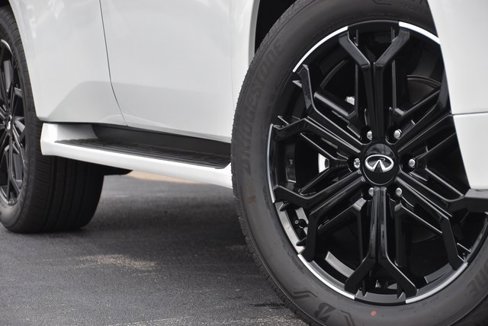 New 2026 INFINITI QX80 Sensory w/ Sport Exterior Package image 14