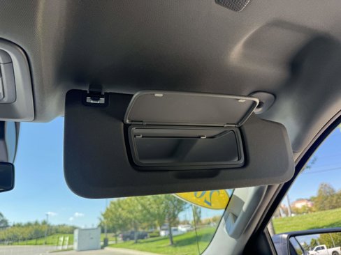 Used 2024 GMC Sierra 1500 Elevation image 31