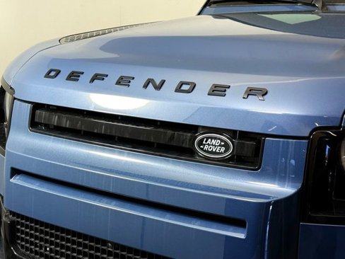 New 2026 Land Rover Defender 110 S image 12