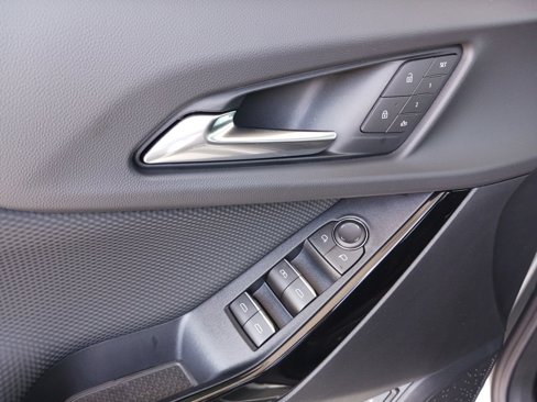 New 2026 Chevrolet Equinox RS w/ Convenience Package III image 9