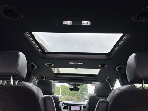 Used 2022 Buick Enclave Essence w/ Experience Buick Package image 15