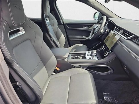 New 2026 Jaguar F-PACE R-Dynamic S image 10