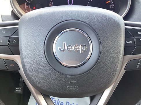Used 2022 Jeep Grand Cherokee Laredo X image 33