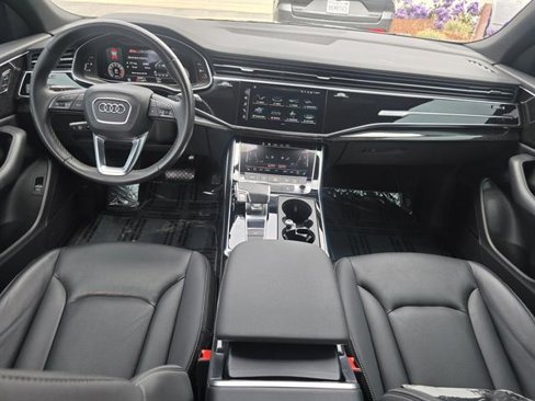 Used 2022 Audi Q8 Premium Plus w/ Premium Plus Package image 9
