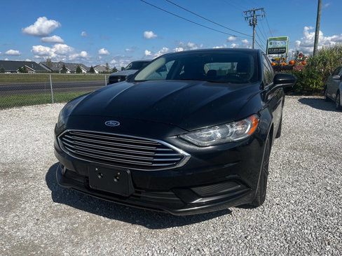 Used 2018 Ford Fusion SE w/ Fusion SE Technology Package image 1
