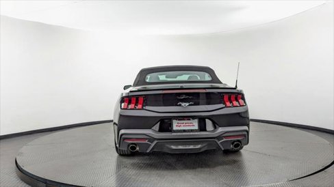Used 2024 Ford Mustang Premium image 31