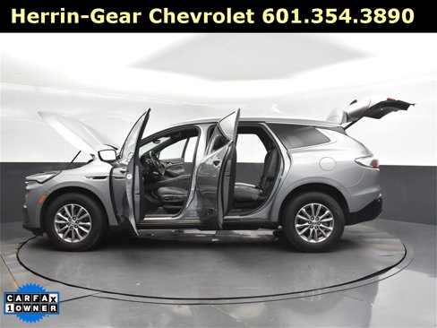 Used 2024 Buick Enclave Premium image 39