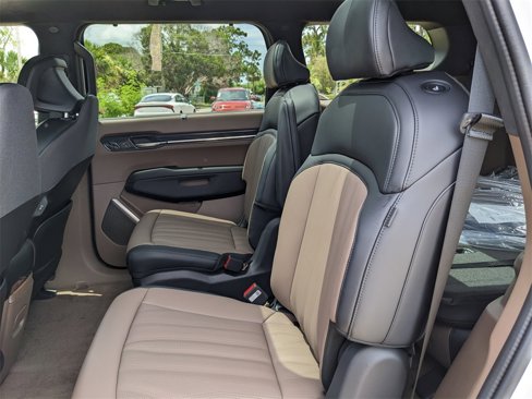 New 2026 Kia EV9 GT-Line image 16