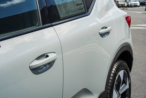 New 2026 Volvo XC40 B5 Plus w/ Protection Package Premier image 16