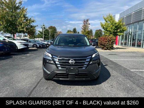 Certified 2025 Nissan Rogue SV image 4