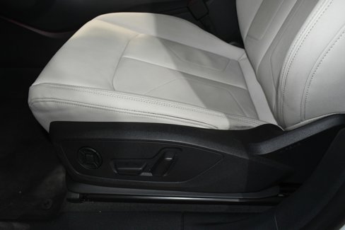 Used 2021 Audi Q3 2.0T Premium Plus w/ Premium Plus Package image 13