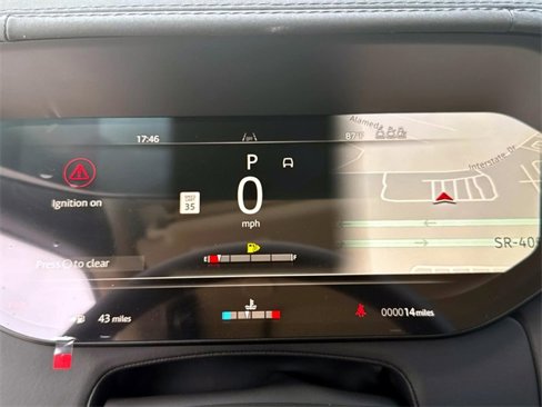 New 2025 Land Rover Range Rover SE image 29