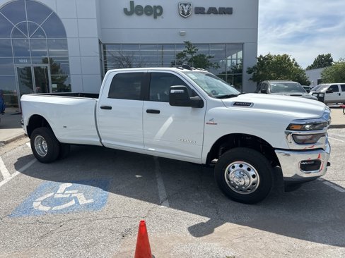 New 2026 RAM 3500 Big Horn image 42