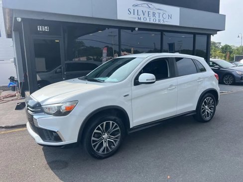 Used 2019 Mitsubishi Outlander Sport ES image 2