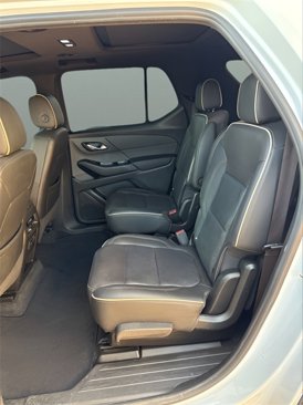 Used 2023 Chevrolet Traverse Premier w/ Redline Edition image 12