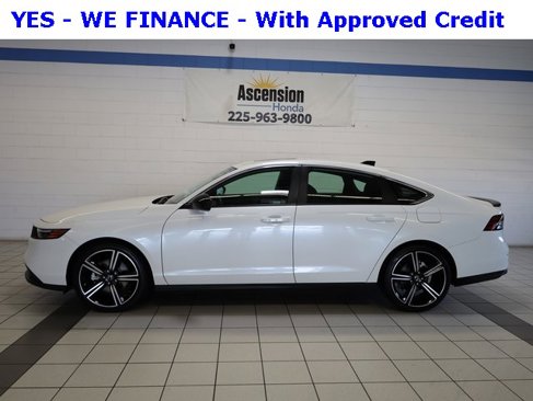 Used 2024 Honda Accord Sport image 3