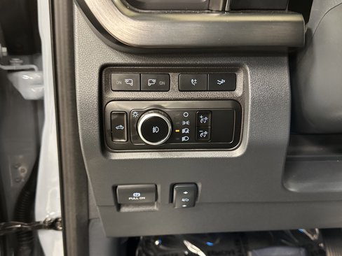 Used 2024 Ford F250 Lariat w/ Lariat Ultimate Package image 11