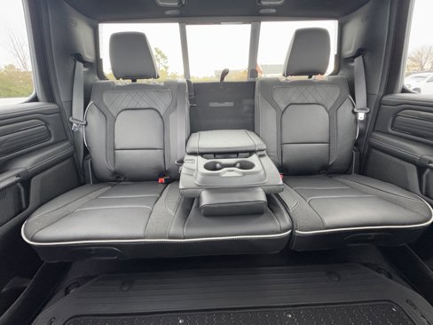 New 2025 RAM 1500 Limited image 27
