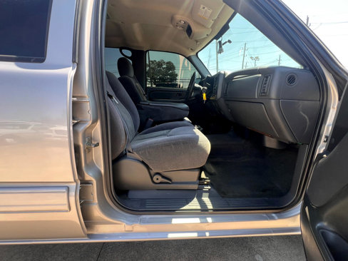 Used 2006 Chevrolet Silverado 1500 LS image 39