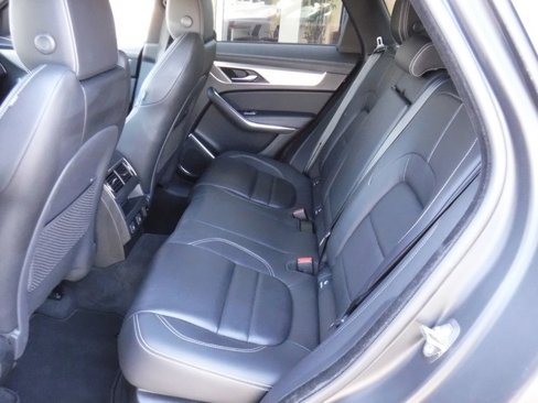 Used 2025 Jaguar F-PACE R-Dynamic S image 40