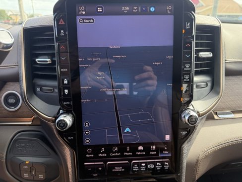 New 2025 RAM 2500 Limited image 28