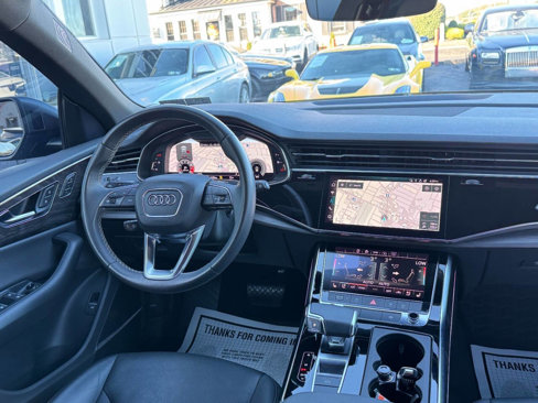 Used 2021 Audi Q8 Premium Plus w/ Premium Plus Package image 19