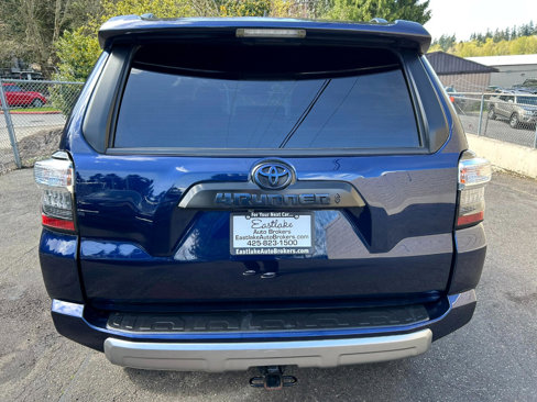 Used 2022 Toyota 4Runner TRD Off-Road Premium image 6