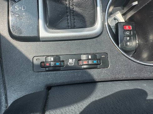 Used 2019 Toyota Highlander Limited image 19