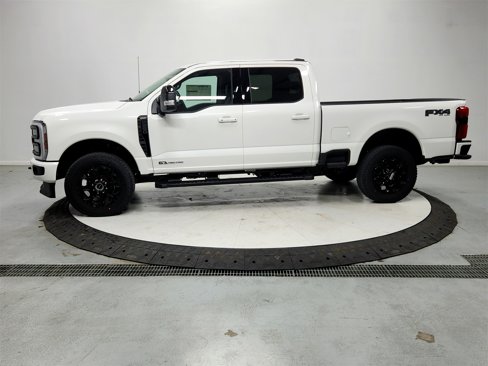 New 2025 Ford F250 Lariat w/ Black Appearance Package image 4