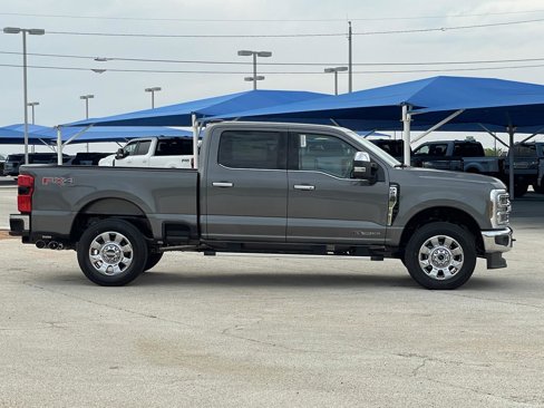 New 2025 Ford F250 Lariat w/ Chrome Package image 9