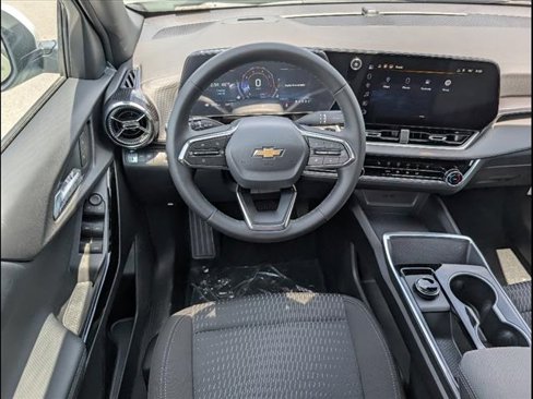New 2026 Chevrolet Equinox LT image 9
