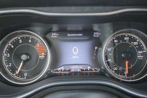 Used 2020 Jeep Cherokee Limited image 15