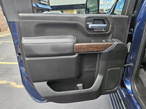 Certified 2023 GMC Sierra 2500 Denali w/ Denali Ultimate Package image 16