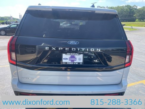 New 2025 Ford Expedition Active image 6