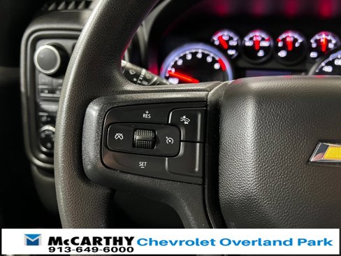 Used 2023 Chevrolet Silverado 1500 Custom image 17