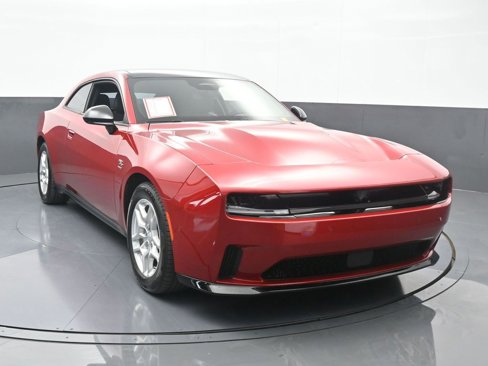 Used 2025 Dodge Charger R/T w/ Sun & Sound Package image 9