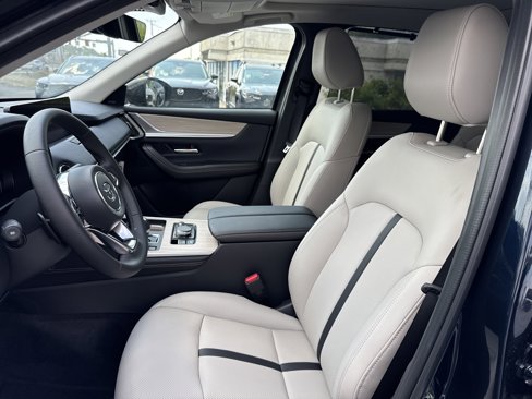 New 2025 MAZDA CX-90 3.3 Turbo w/ Premium Sport Pkg image 10