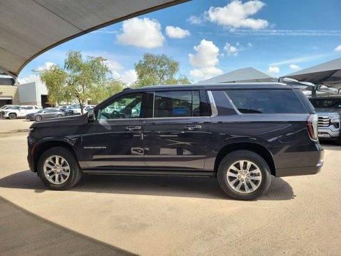 New 2026 Chevrolet Suburban Premier image 3