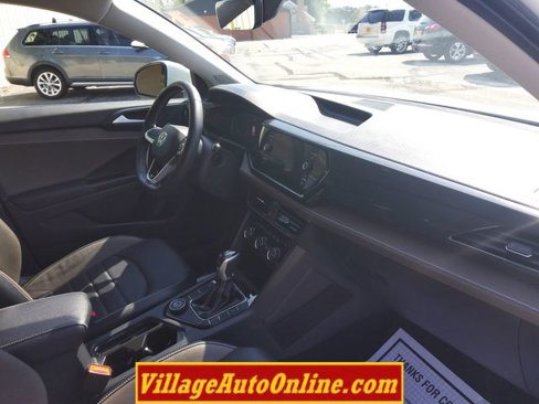 Used 2022 Volkswagen Taos SEL image 29