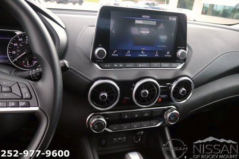 New 2025 Nissan Sentra SV image 16