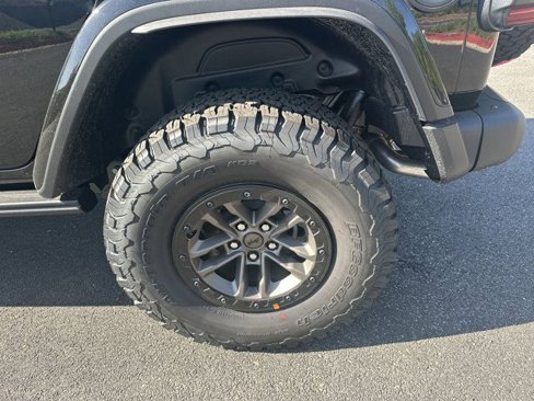 New 2025 Jeep Wrangler Unlimited Rubicon 392 image 18
