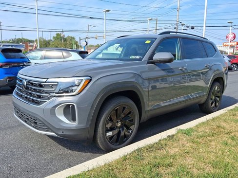 New 2026 Volkswagen Atlas SE image 3