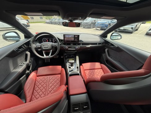 Used 2025 Audi S5 Premium Plus image 9