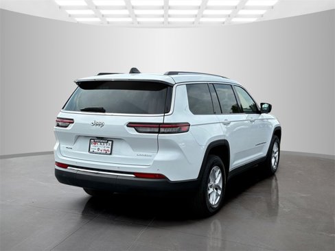 Used 2023 Jeep Grand Cherokee L Laredo w/ Luxury Tech Group I image 3