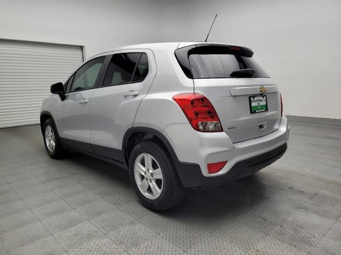 Used 2020 Chevrolet Trax LS w/ Tint and Cruise Package image 5