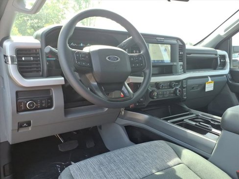 New 2026 Ford F350 XLT image 5