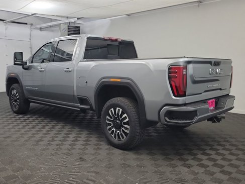 Used 2024 GMC Sierra 2500 Denali Ultimate w/ Max Trailering Package image 3
